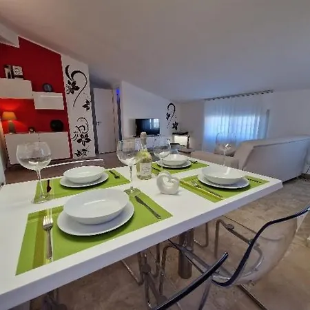 Diamante&smeraldo Apartment